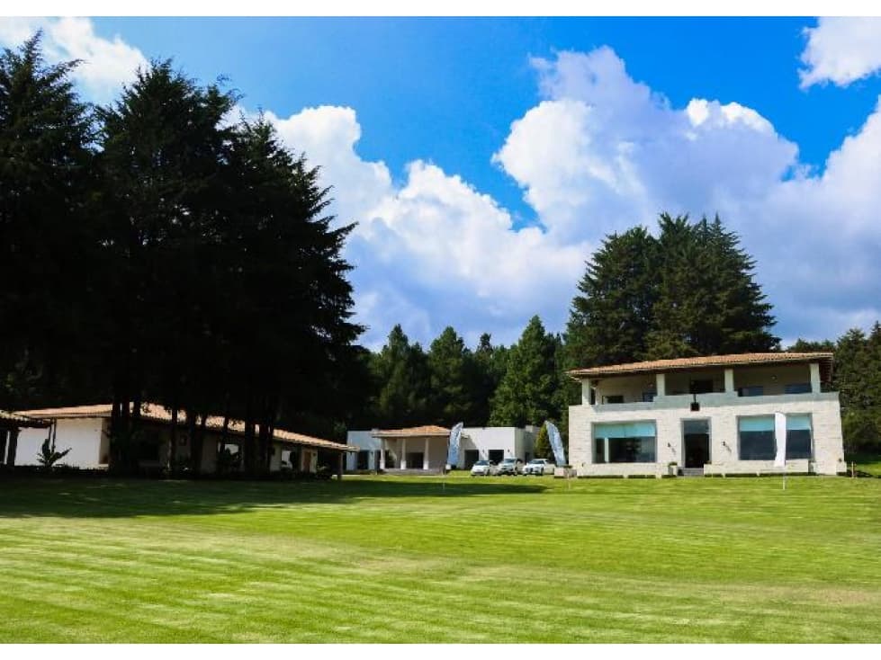 Hotel Golf en Venta en Villa de Allende - 1