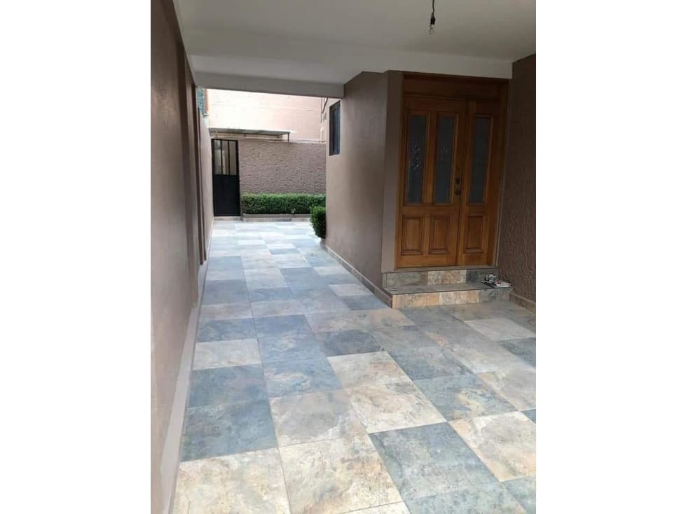 CASA EN VENTA - 1