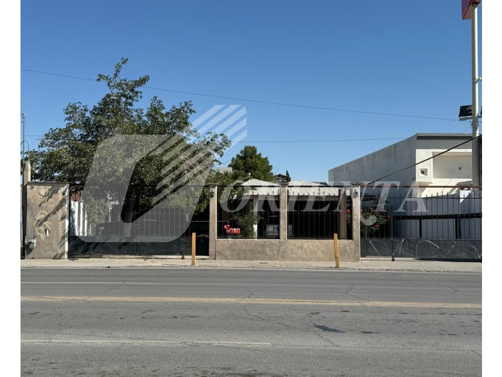 OPCION COMERCIAL EN VENTA FRACC. CONDESA - 1