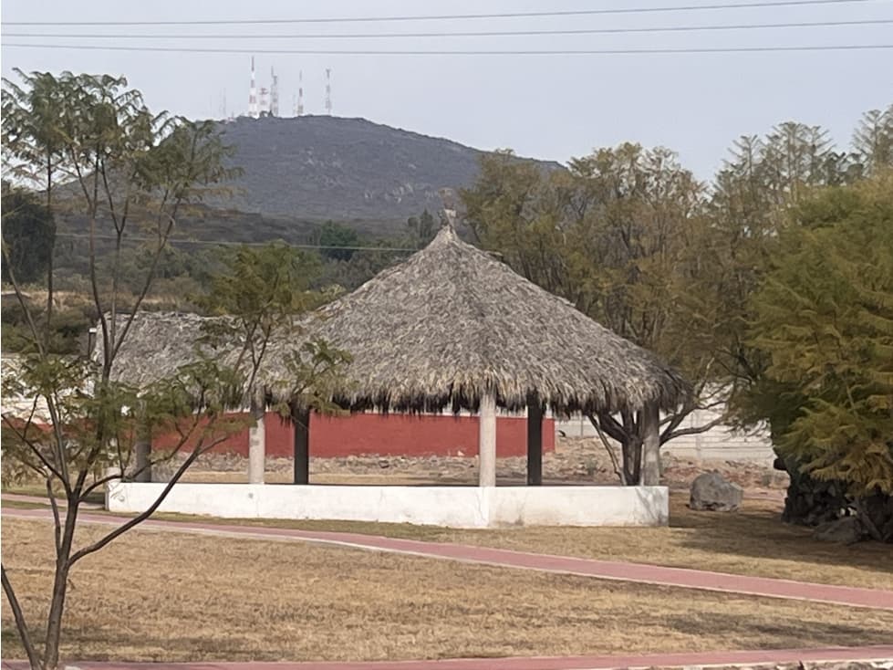VENTA TERRENO LOS AGAVES POR BLVD METROPOLITANO,CORREGIDORA,QRO, - 1