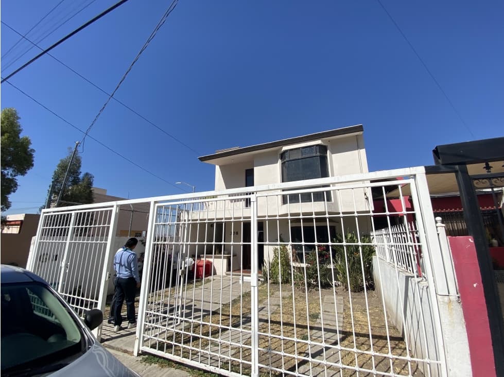 SE VENDE CASA RESIDENCIAL TEJEDA CORREJIDORA QUERETARO - 1