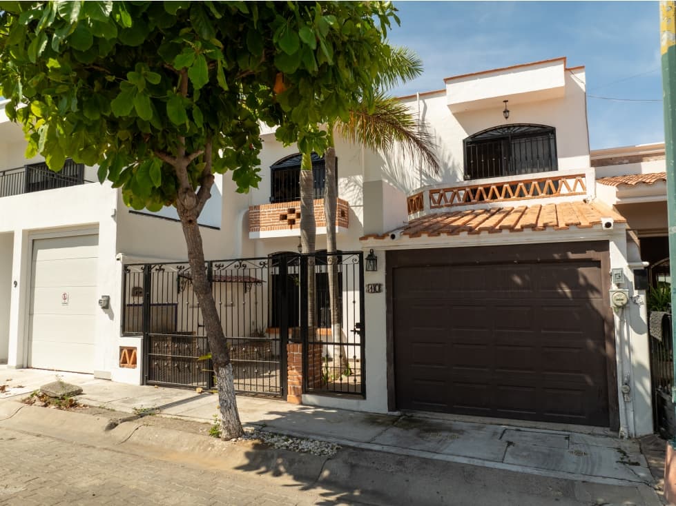 RENTO CASA AMUEBLADA CERCA DE PLAYA, 3 RECS CON 1 ESTUDIO - 1