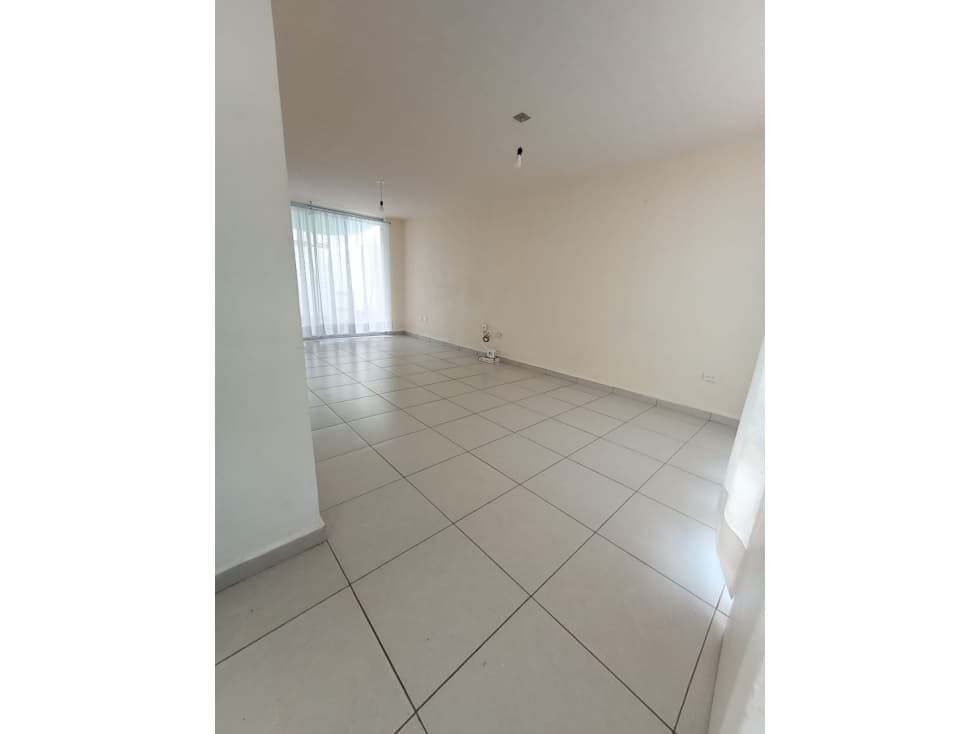 03100 SE RENTA BONITA CASA AL SUR EN FRACC. BARLOVENTO, AGS - 1