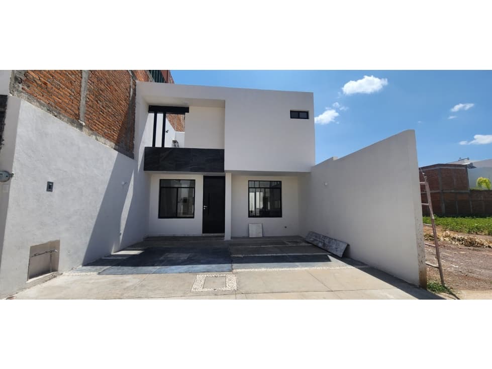 02955 VENTA DE HERMOSA CASA EN FRAC. LA TRINIDAD, AGUASCALIENTES - 1