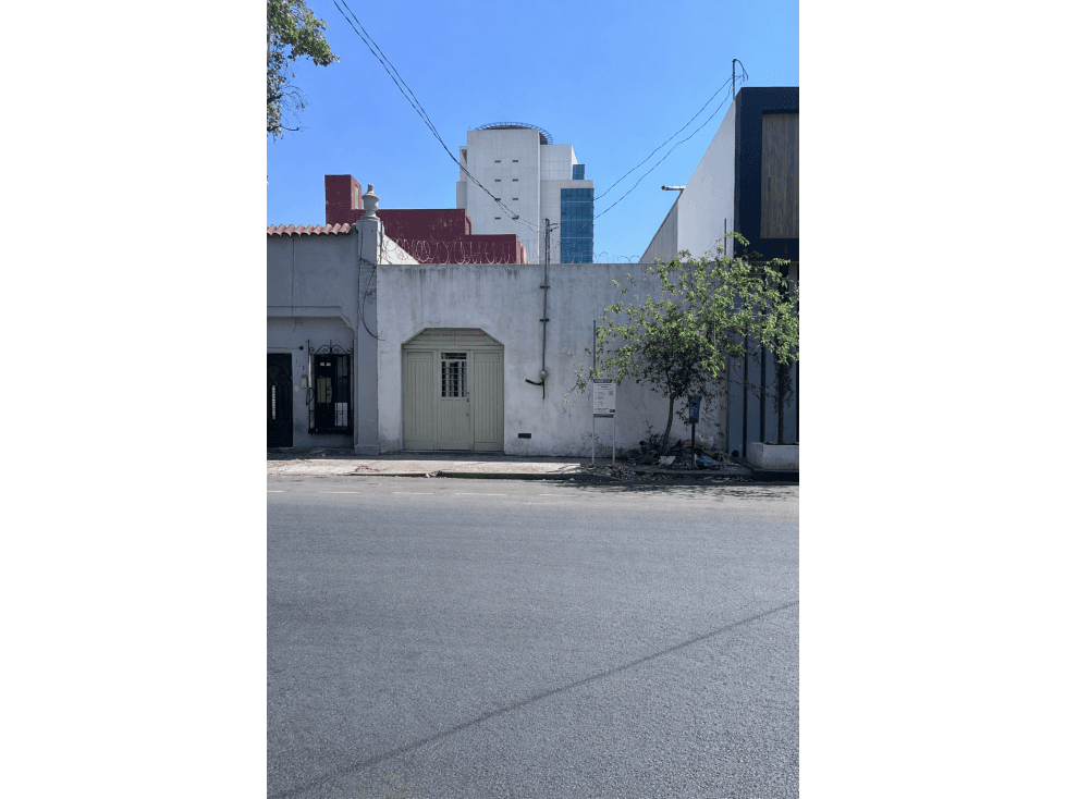 Venta de Propiedad Comercial en Centro de Monterrey - 1
