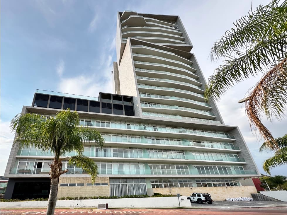 DEPARTAMENTO PB EN VENTA EN TORRE HISPANIA FRACC. LA RIOJA - 1