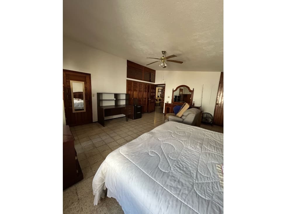 CASA EN VENTA SOBRE BOULEVARD ADOLFO RUIZ CORTINES (VILLAHERMOSA) - 1