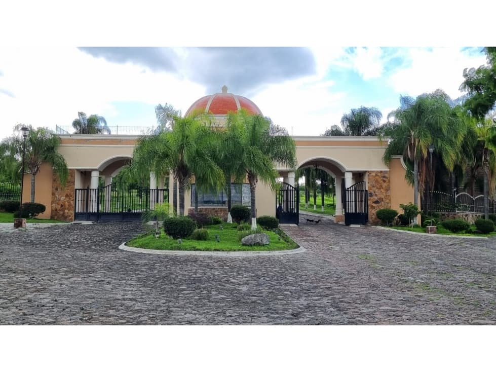 TERRENO IZTACCIHULT EN ESQ FRAC. LOMA DORADA, SAHUAYO MICHOACAN - 1