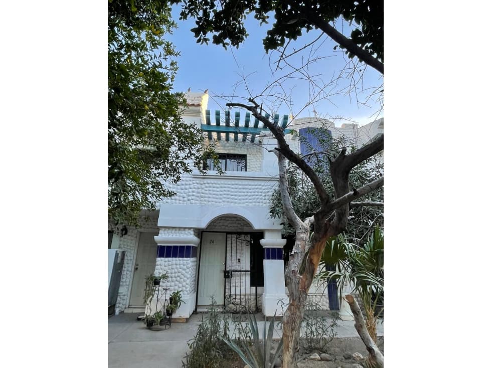CASA EN RENTA | COL. VILLA FLORENCIA - 1
