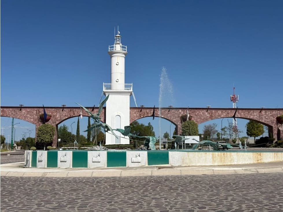 VENTA DE TERRENO RESIDENCIAL EL FARO DE LOS CISNES - 1