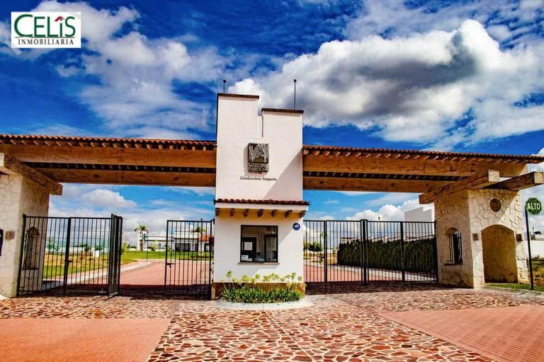 Terreno en Ciudad Maderas San Luis Potosi - 1