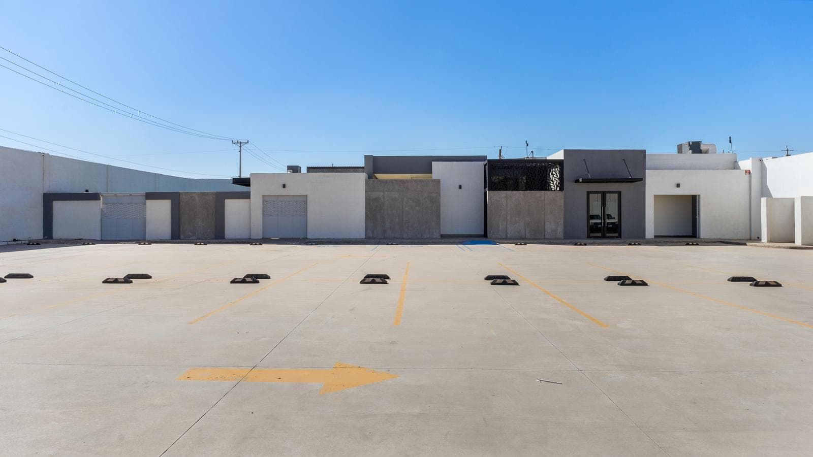 Edificio Comercial en Venta - 1