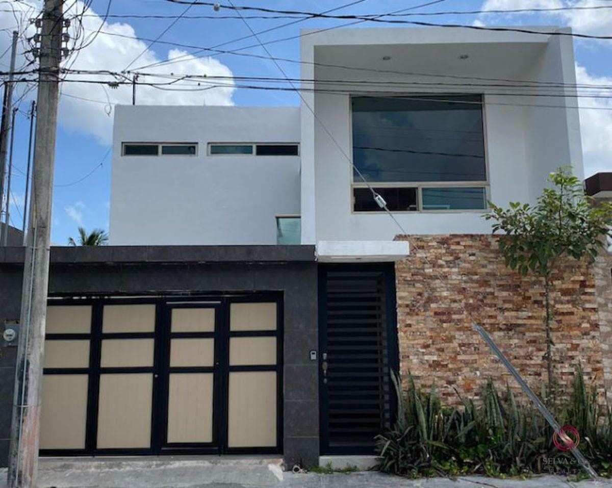 Se vende casa moderna, con terrazas y amplios espacios que se adaptan - 1