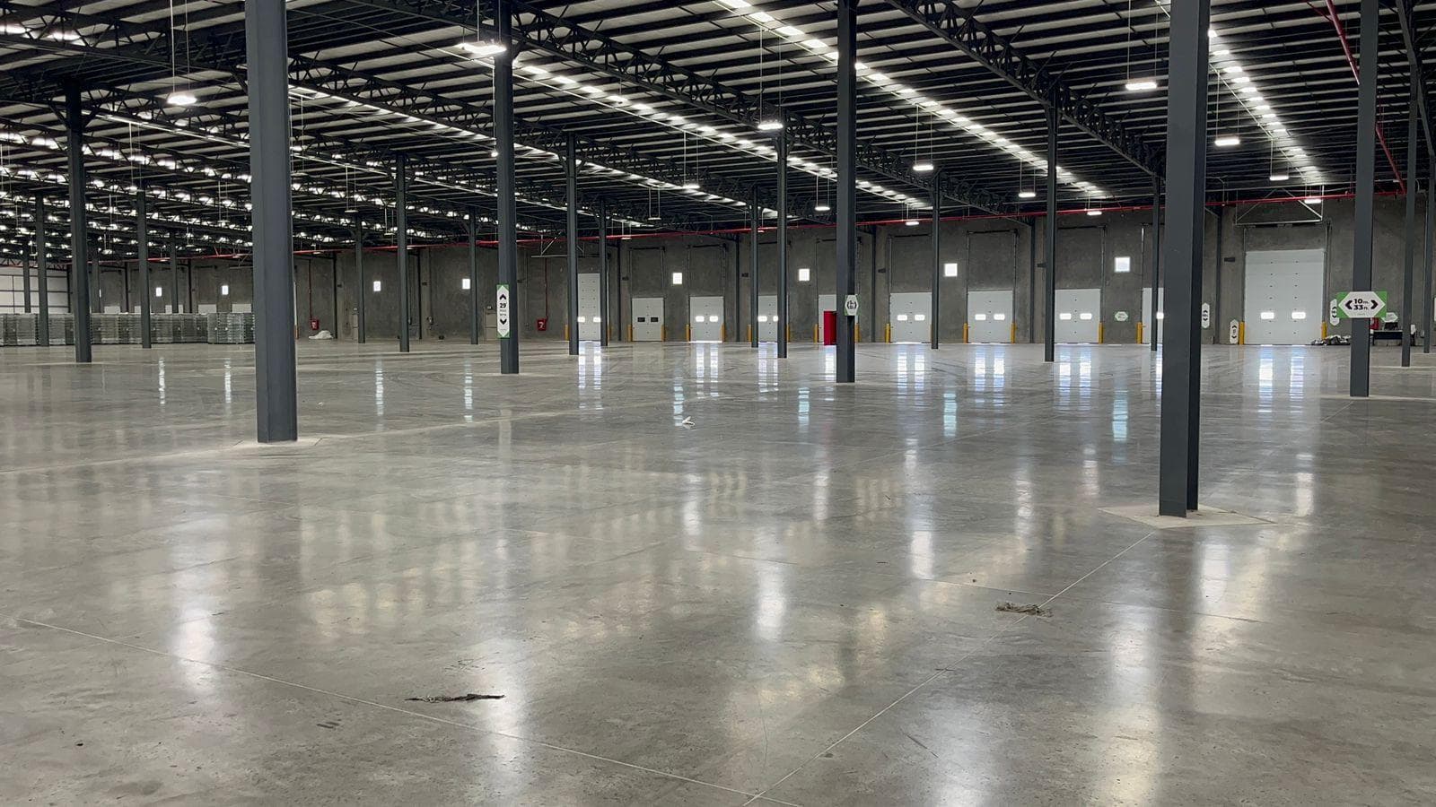 NAVE INDUSTRIAL EN RENTA DE 4,937 M2 EN ROSARITO, B.C. - 1