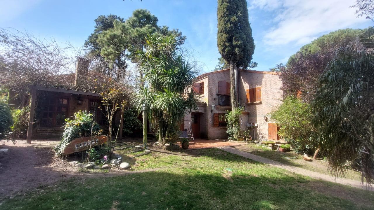 Casa - Venta - Villa Gesell - 4 Ambientes - Gas Natural - 1