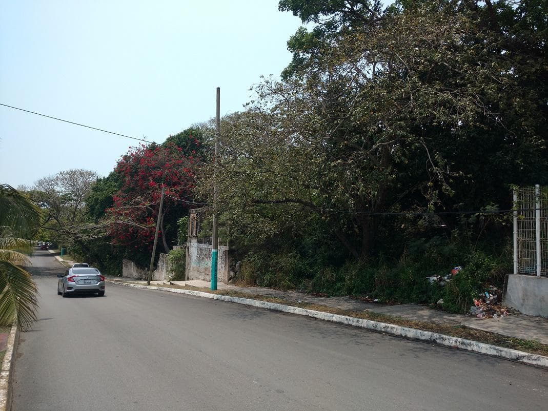Terreno en venta en Chetumal 2000 m2 - 1