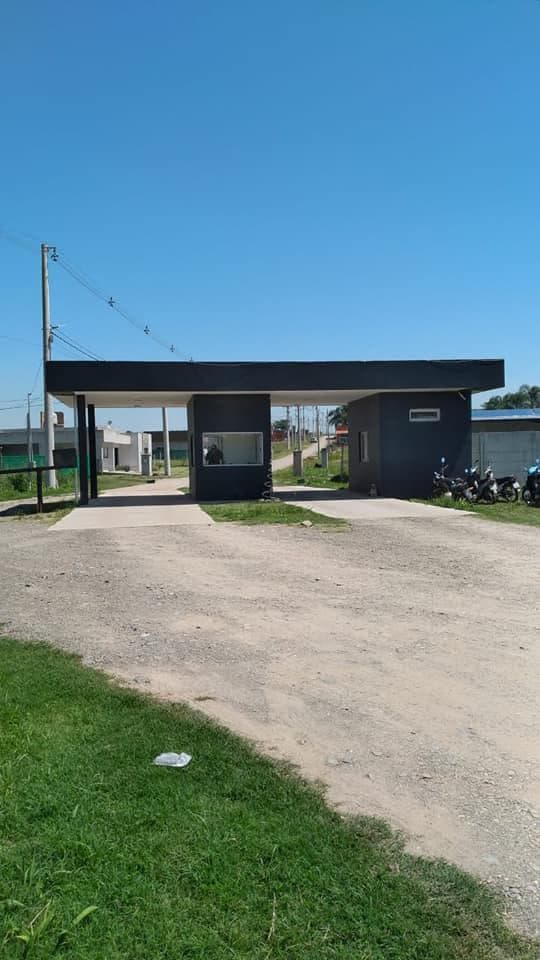 Terreno en VENTA en Barrio Privado Altos del Tafi sobre Av Constitucion al 1900 - 1