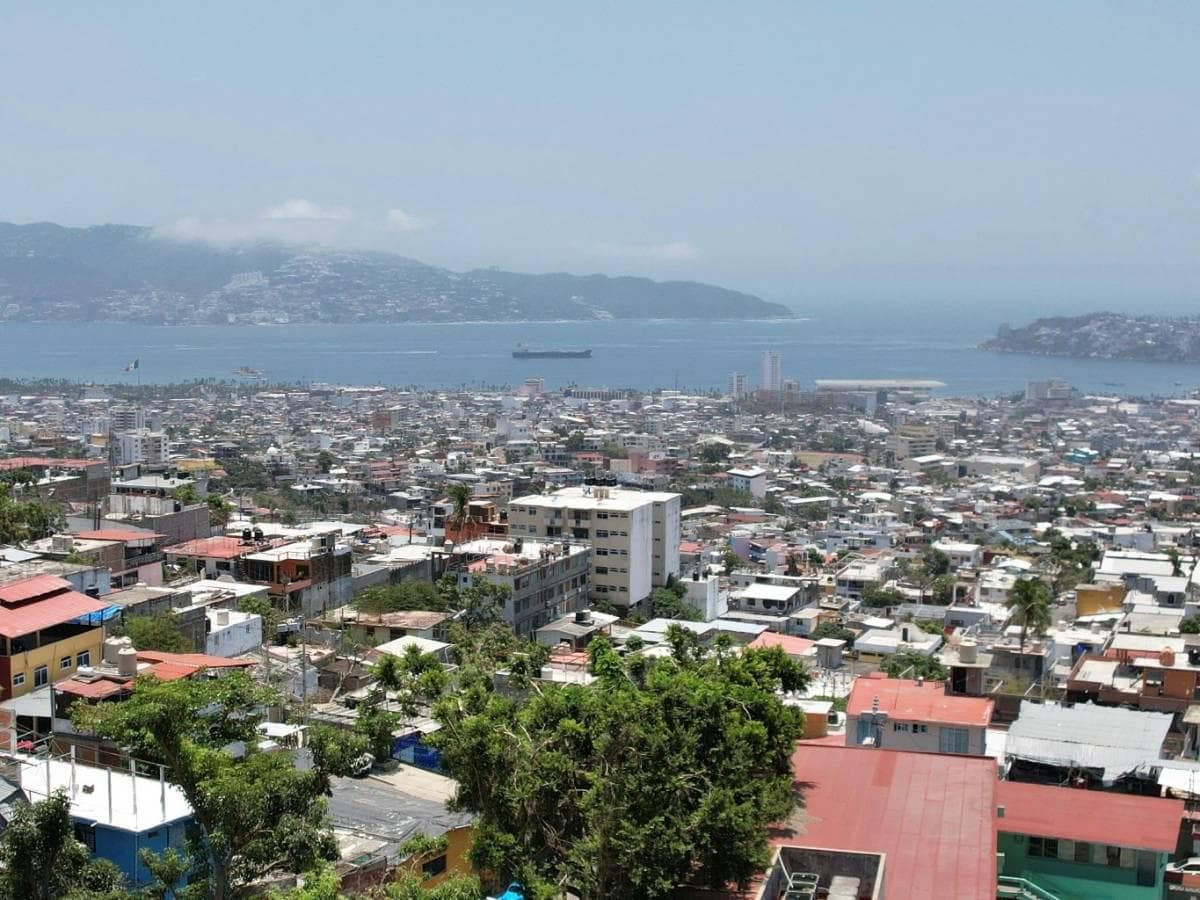 Terreno en Adolfo Lopez Mateos No. 11, Morelos, Acapulco, Guerrero - 1