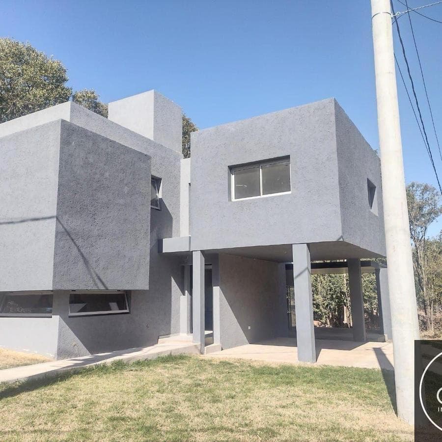 Casa en venta de 2 dor APTA BANCOR c/ cochera en Villa Catalina, Río Ceballos - 1