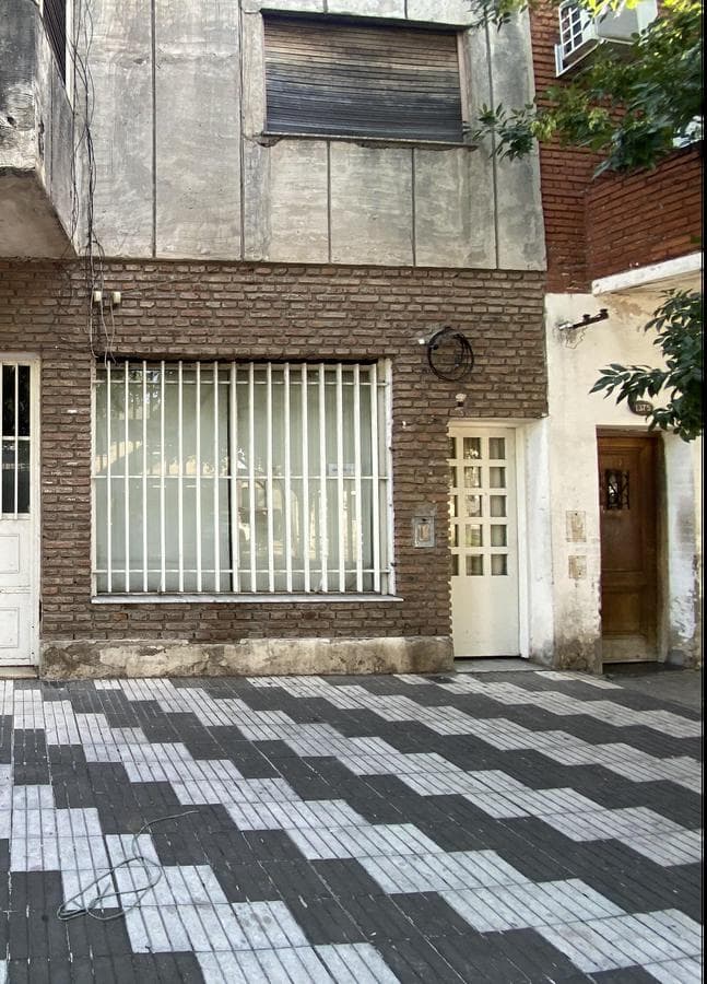 Local - España y Hospitales - 1