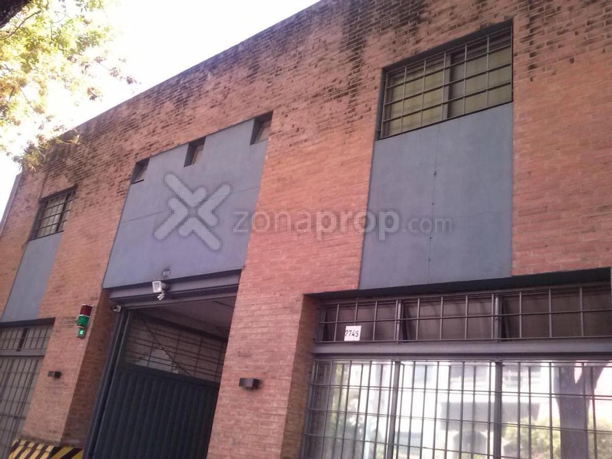 Depósito en alquiler en Nuñez - Juana Azurduy 2745 - 1