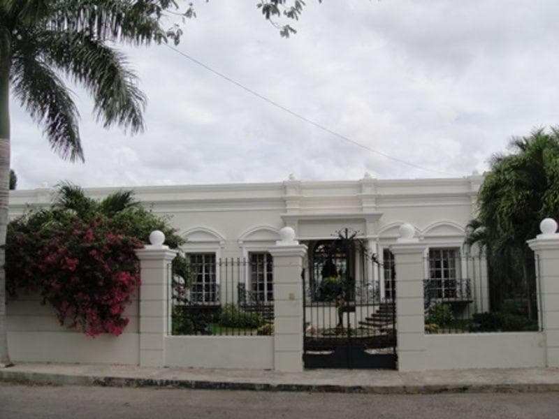 Casa residencial en venta en Montereal - 1