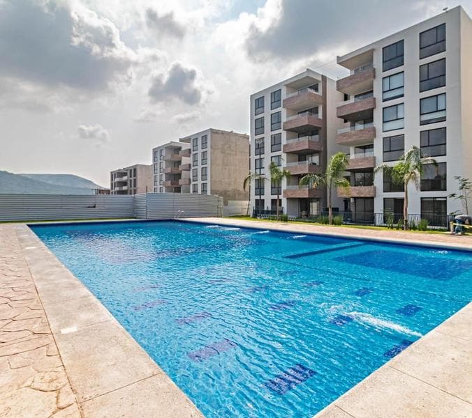 HERMOSO DEPARTAMENTO EN VENTA CON 3 HABITACIONES, TERRAZA Y ALBERCA - 1
