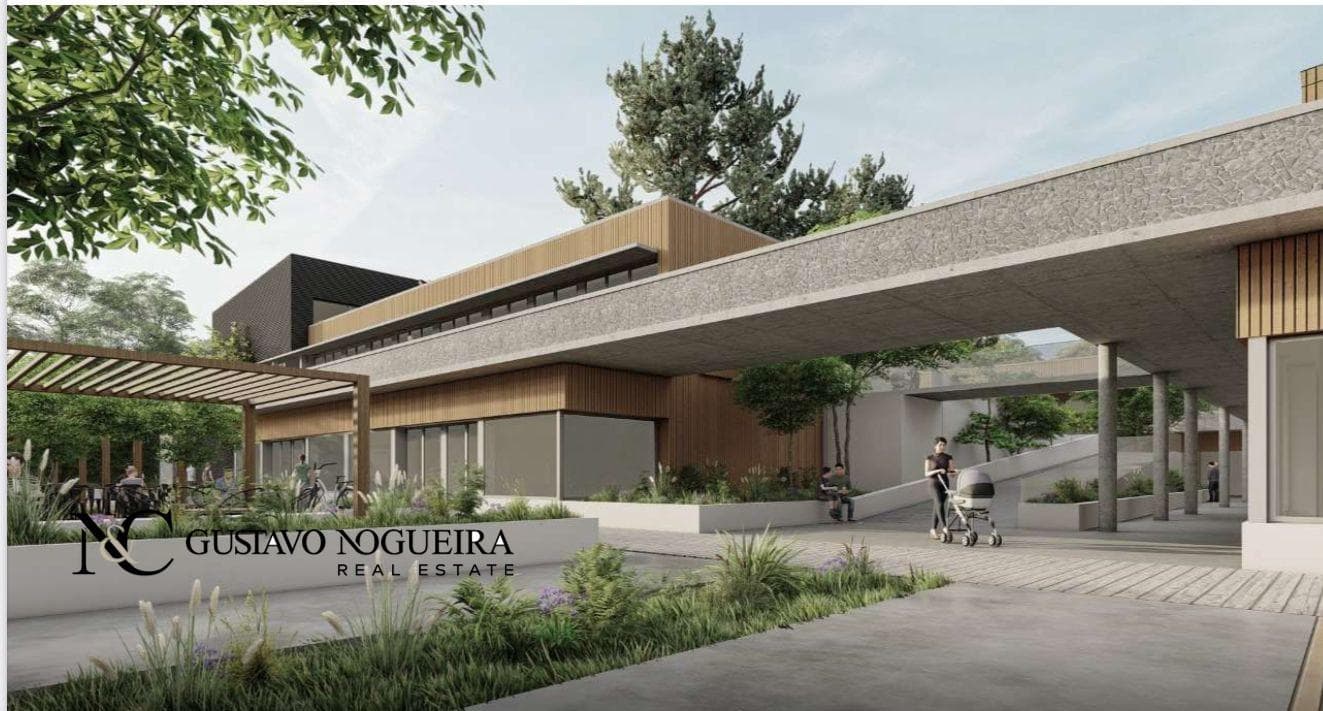 Oficina en venta en Costa Esmeralda - 1