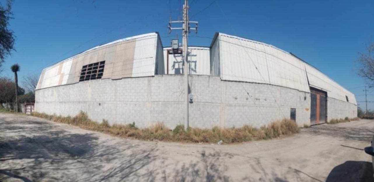 Bodega en VENTA/RENTA en Escobedo - 1