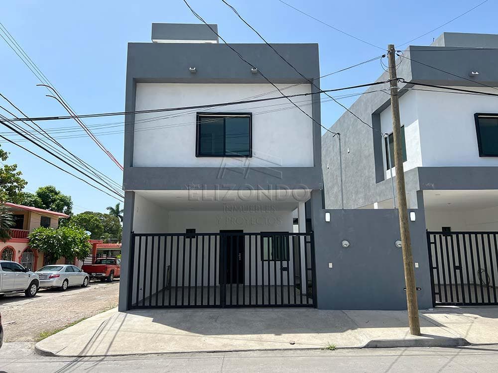 CASA NUEVA EN RENTA, COL. ARBOLEDA (A ESPALDAS DE SAMS) $13,300 - 1