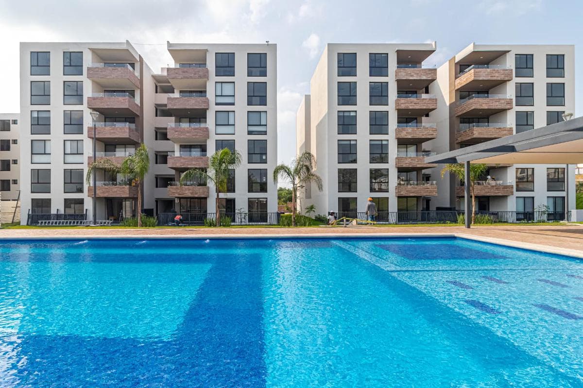 DEPARTAMENTO EN VENTA AL SUR DE CUERNAVACA CON ALBERCA Y TRES RECAMARAS - 1