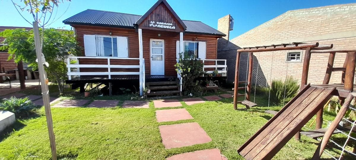 Casa en venta - 2 Dormitorios 1 Baño - 450Mts2 - Bragado - 1