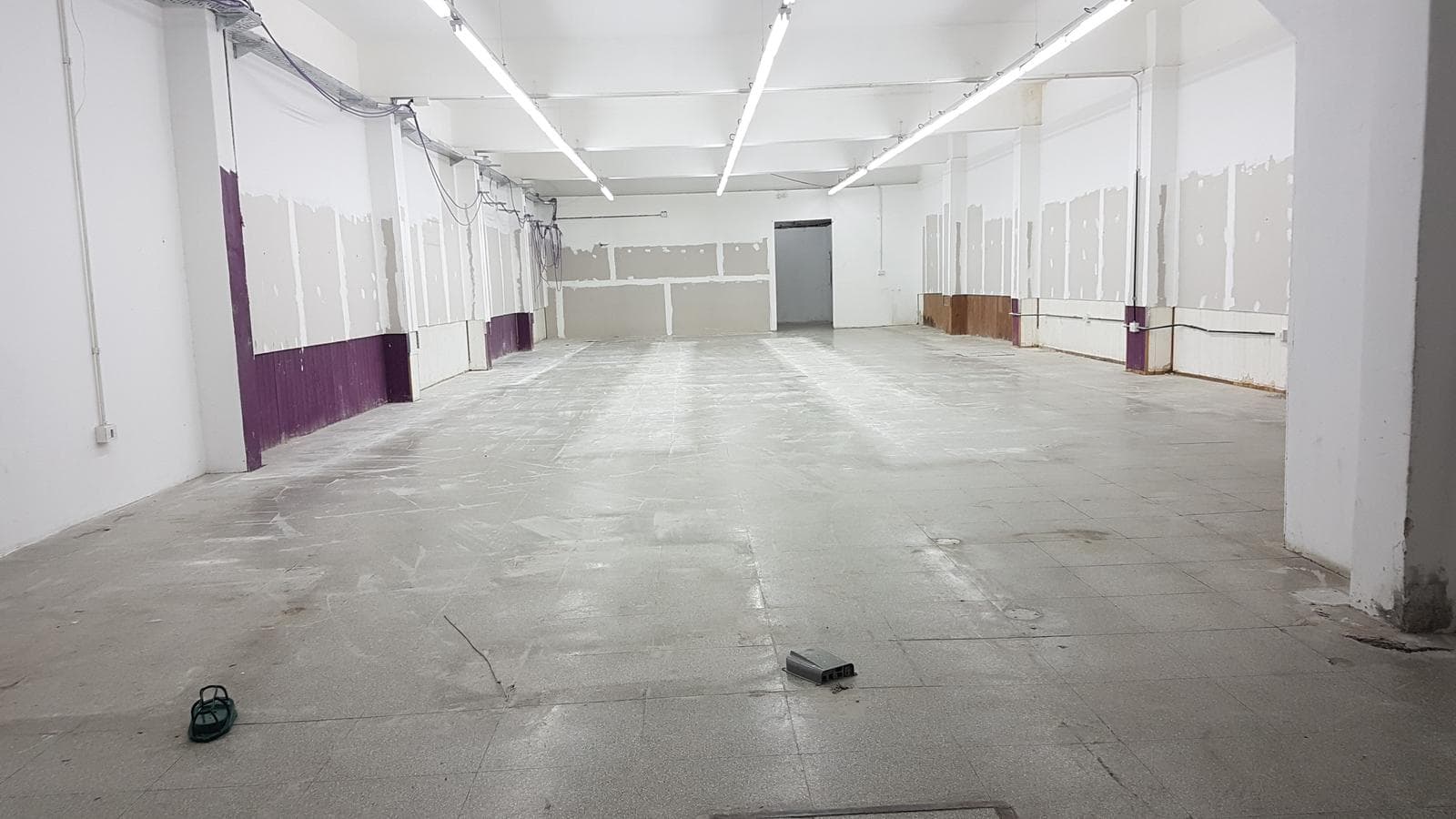LOCAL COMERCIAL VARIOS RUBOS 237M2 CUBIERTOS - 1