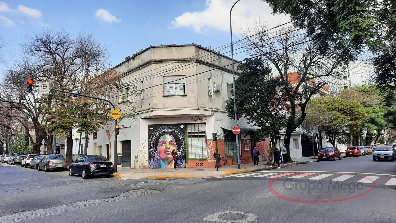 LOCAL CON VIVIENDA DE 4 AMBIENTES EN PLANTA BAJA - 1