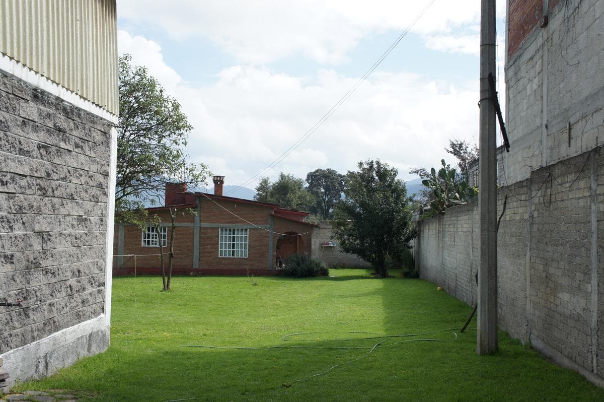 Nave Industrial con casa habitación - Santa Cruz Chignahuapan Lerma - 1