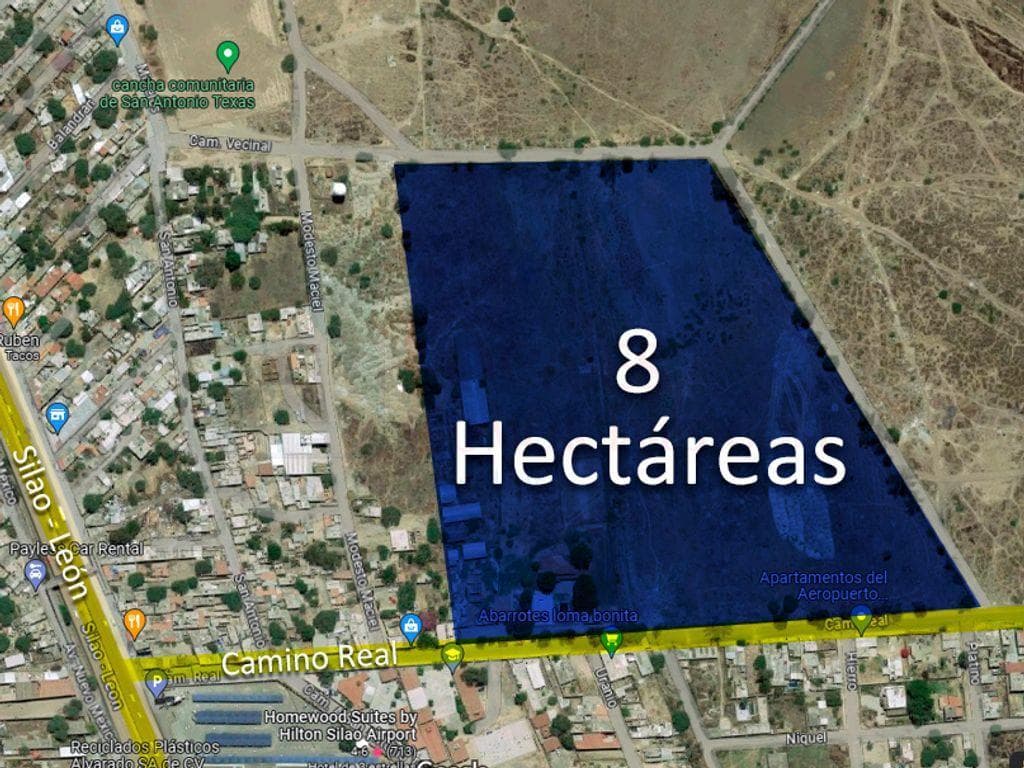 TERRENO EN VENTA A 2 KM DEL AEROPUERTO DEL BAJÍO - 1