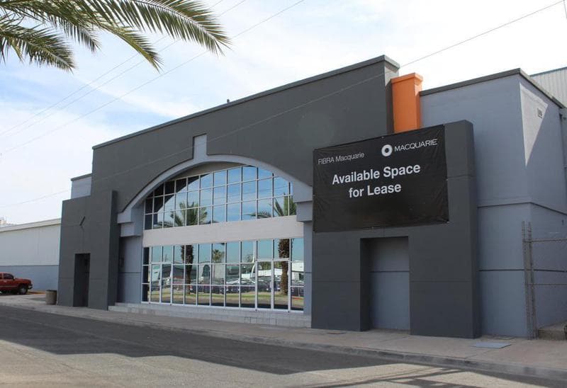 Espacio Industrial Disponible - 25,946 SF - 1