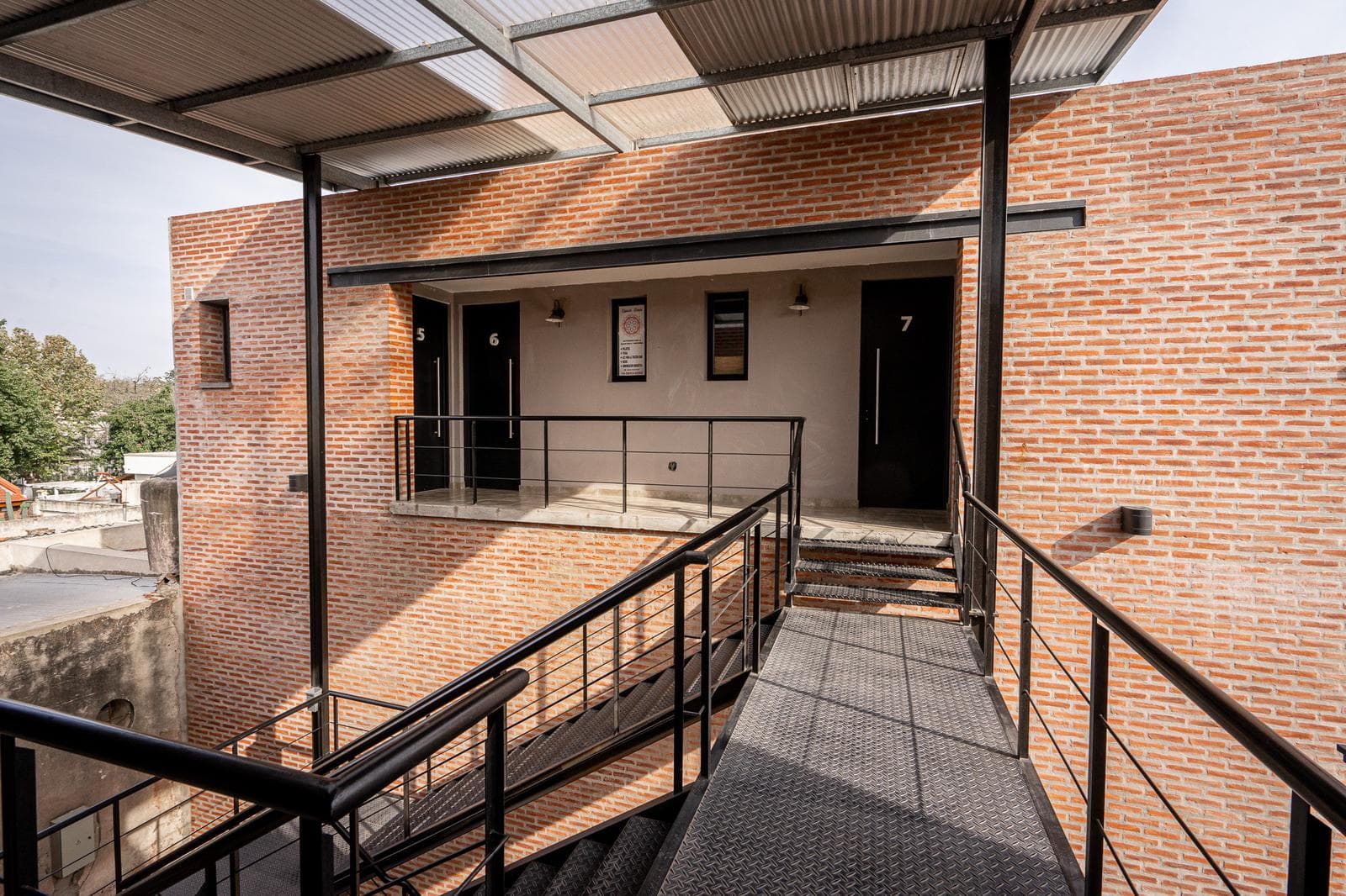 VENTA - Oficinas en Bella Vista - 1