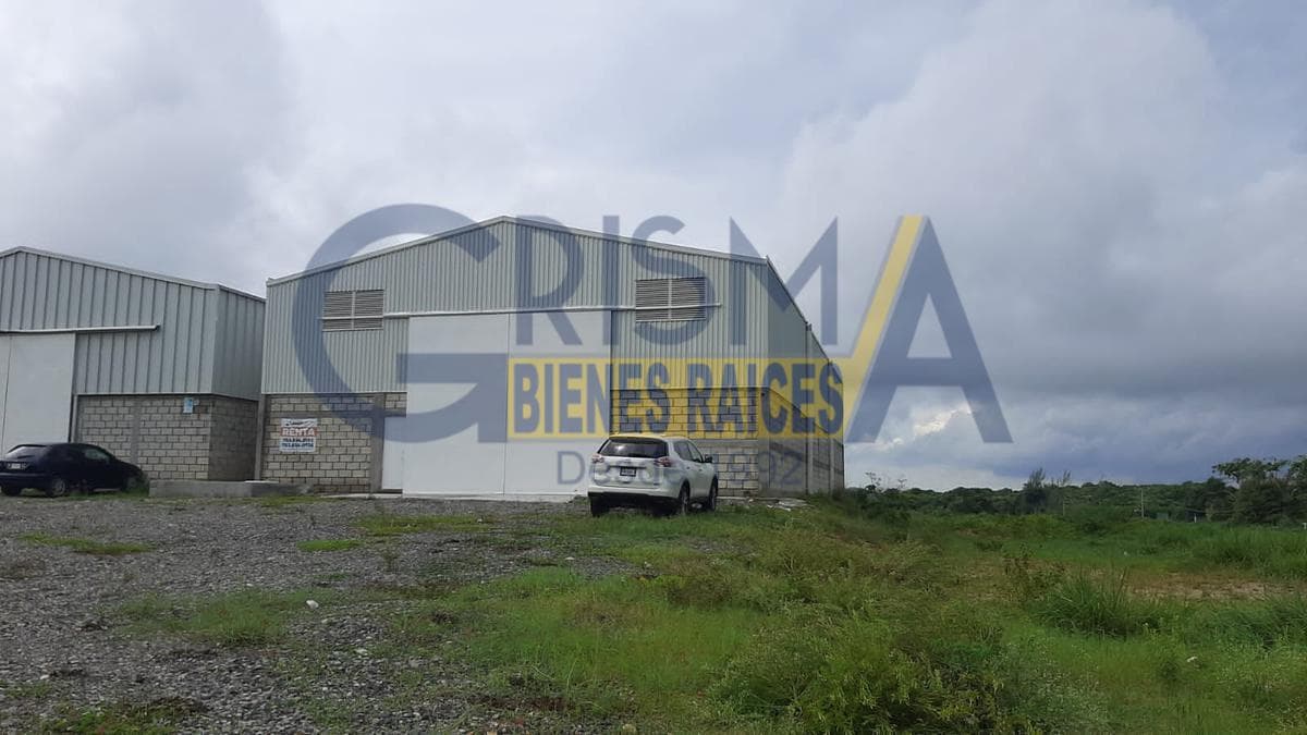 BODEGA EN RENTA AV LAS AMÉRICAS (TUXPAN-TAMIAHUA) - 1