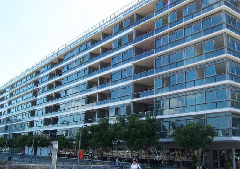 Venta oficina de 430m2 en Madero Center con 4 cocheras - 1