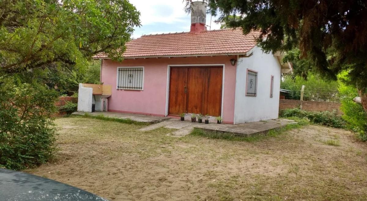 2 Casas venta - 4 dormitorios - 2 baños - 500mts2 totales - Nueva Atlantis - 1