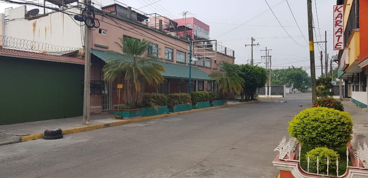 Edificio Comercial - Cazones - 1