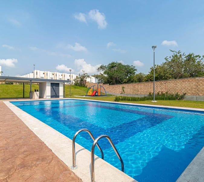 DEPARTAMENTO EN VENTA CON TERRAZA, ALBERCA Y AREAS VERDES CERCA DE CUERNAVACA - 1