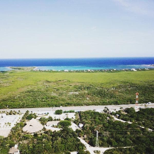 HECTÁREA SOBRE EL RÍO SUBTERRÁNEO SISTEMA NOHOCH, TULUM, QUINTANA ROO - 1