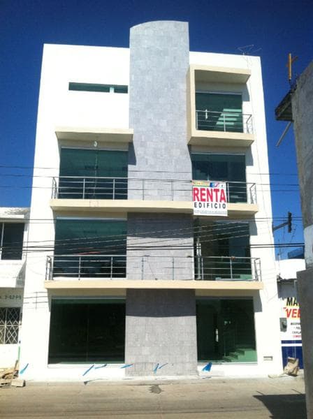 OFICINAS EN RENTA - 1