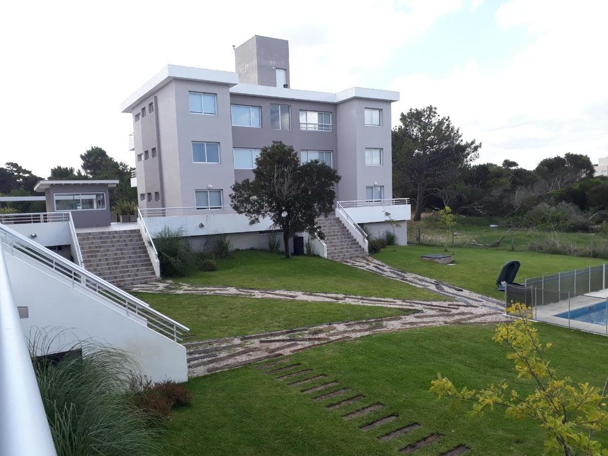 Departamento en venta - 1 Dormitorio 1 Baño 1 Cochera - 70Mts2 - Mar Azul - 1