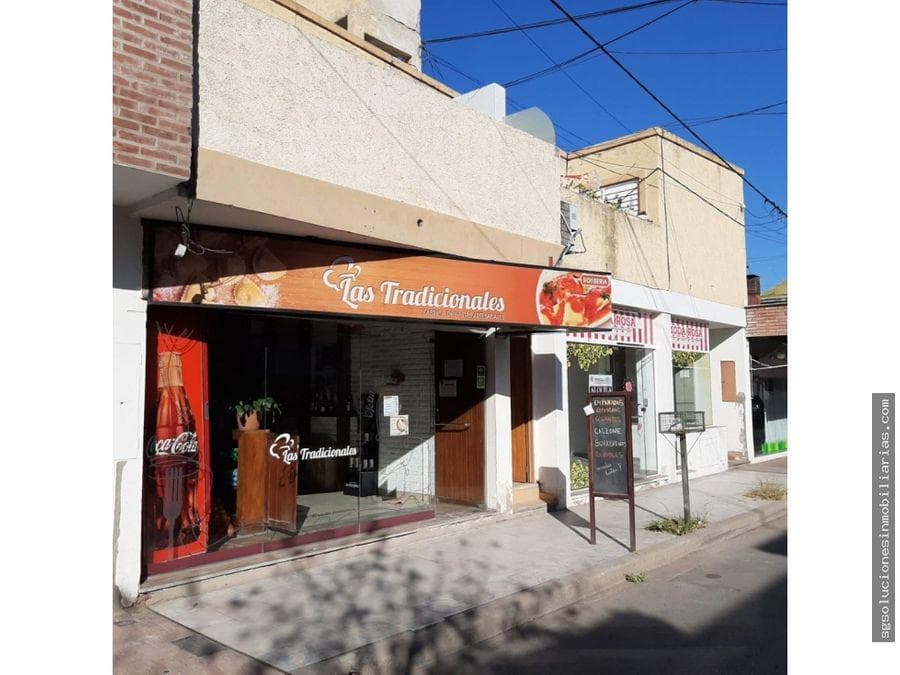 Venta de Locales en Villa Dolores Italia 125 - 1