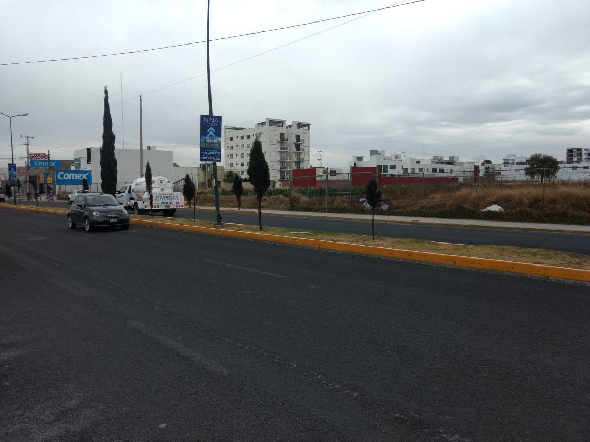 TERRENO COMERCIAL RENTA RADIAL ZAPATA TLAXCALANCINGO PUEBLA - 1