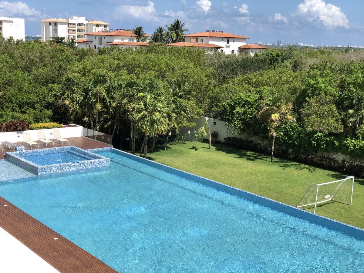 SEGURO Y EXCLUSIVO CONDOMINIO EN VENTA CANCUN - 1