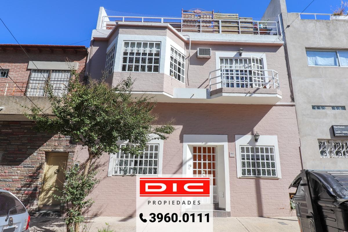 Casa 6 ambientes Venta - Villa Urquiza - 1